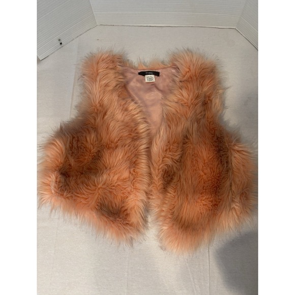 Betsey Johnson Jackets & Blazers - Rhapsody Peach Pink Shaggy Faux Fur Open Front CroppedVest Size Medium